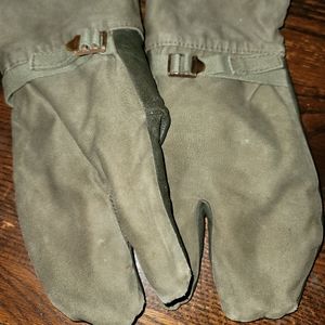 Military Issued - Trigger finger gloves